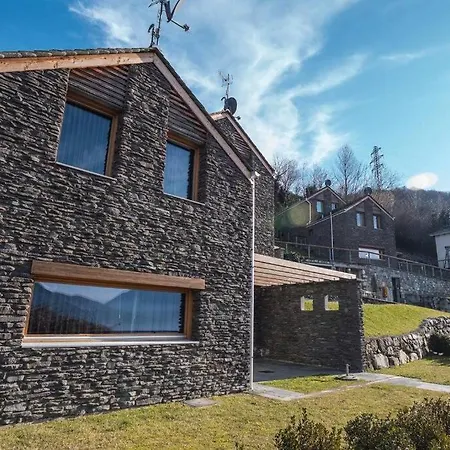 Magic View With Beautiful Pool Area Vakantiehuis Bellano