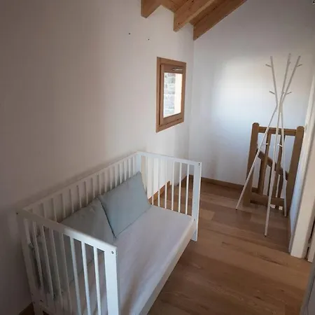 Magic View With Beautiful Pool Area Feriehus Bellano