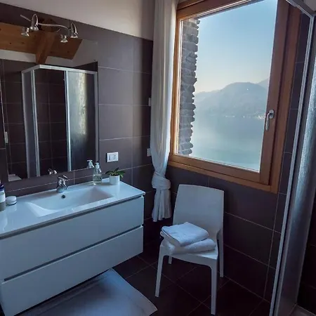 Magic View With Beautiful Pool Area * Bellano